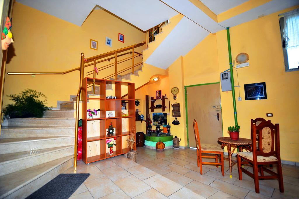 Pemaj Hostel Shkodër Exterior foto